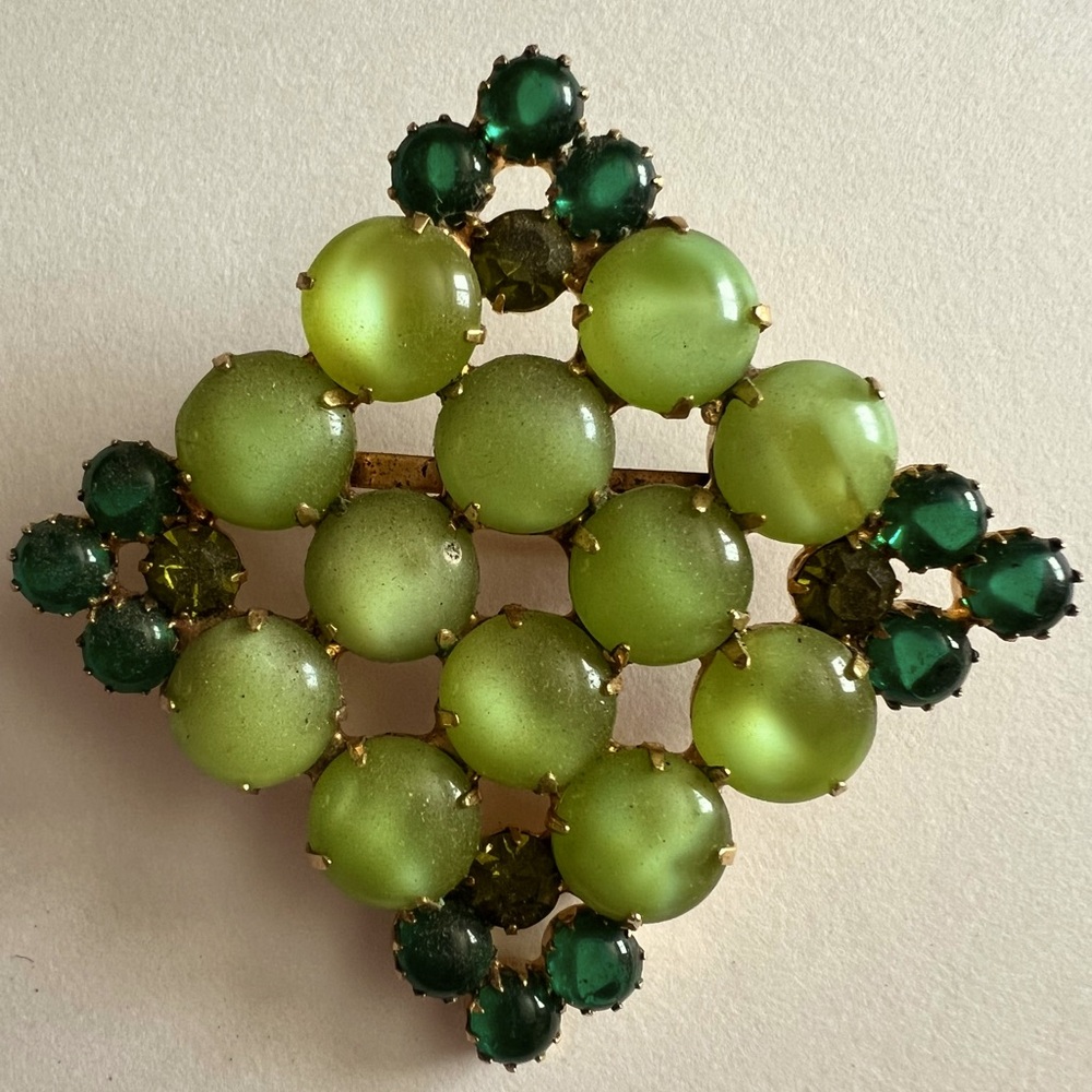 Green Crystal Four Sided Brooch with Pearlescent Beads